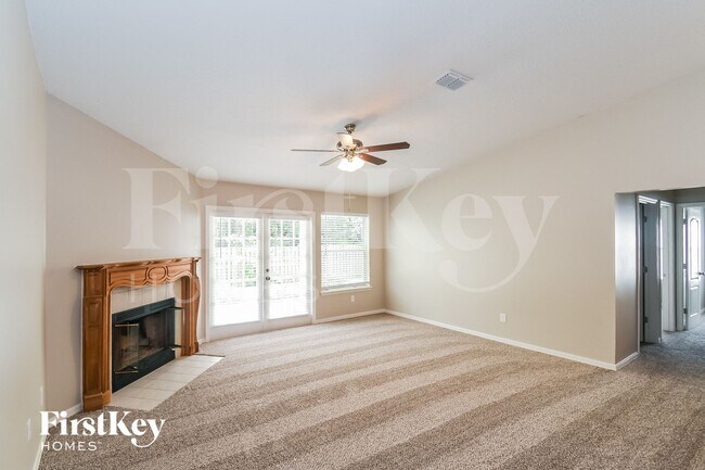 Building Photo - 161 Johns Glen Dr