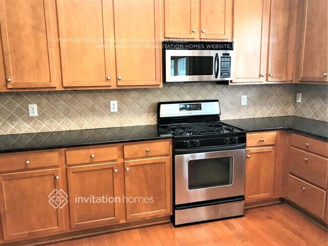 Foto del edificio - 2543 Winding River Dr