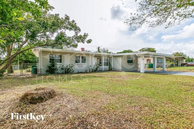 Foto del edificio - 813 W Highland Dr