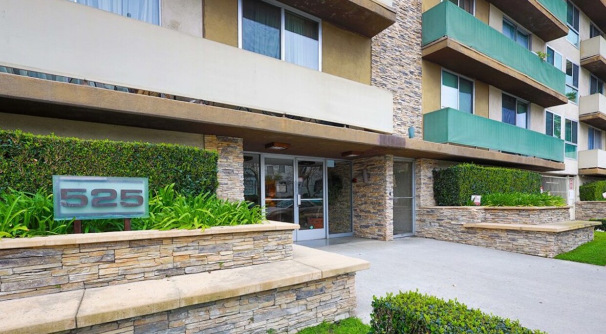 Foto principal - Hancock Park Condo