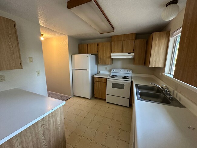 Building Photo - 813 Haskell Ct