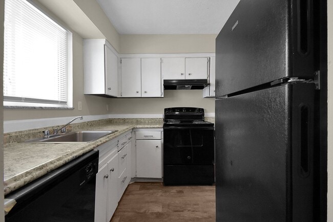 Foto del edificio - 3 Bedroom Townhouse With Basement