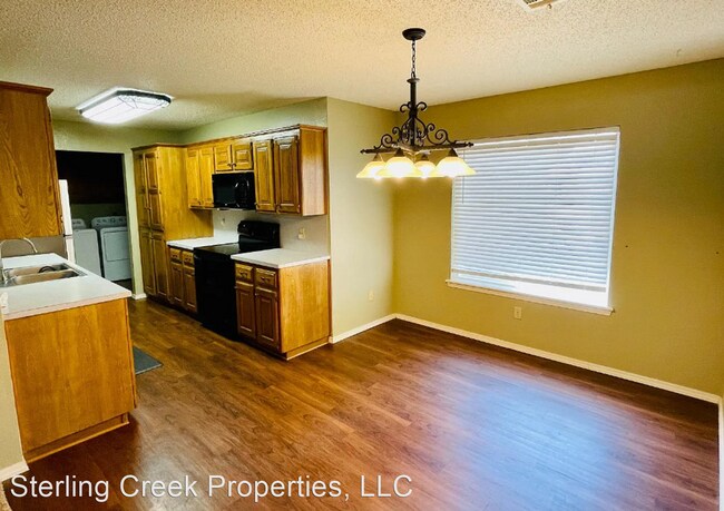 Foto del edificio - 3 br, 2 bath House - 3508 103rd Street