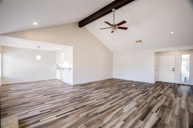 Building Photo - 3027 Winchester Way