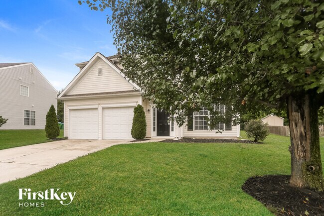 Foto del edificio - 4643 Maplecrest Pl