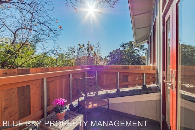 Foto del edificio - 1 br, 1 bath House - 1325 Laurel Street