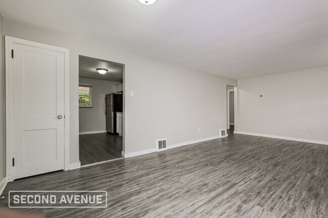 Foto del edificio - 37 Glenview Ave