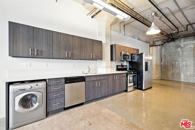 Foto del edificio - 825 East 4th St