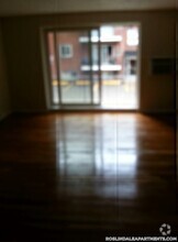Building Photo - 79 Poplar St