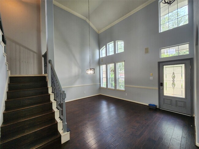 Building Photo - 16935 Jelly Park Stone Dr