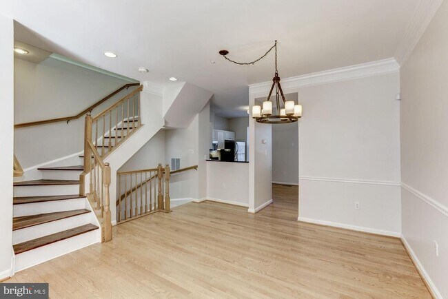 Foto del edificio - 3302 Mt Vernon Ave