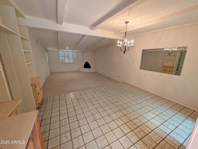 Foto del edificio - 5650 N 78th Pl