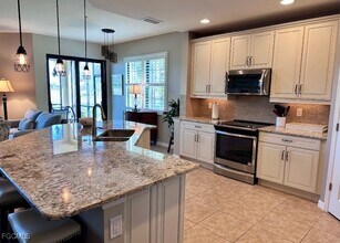 Building Photo - 10470 Casella Way