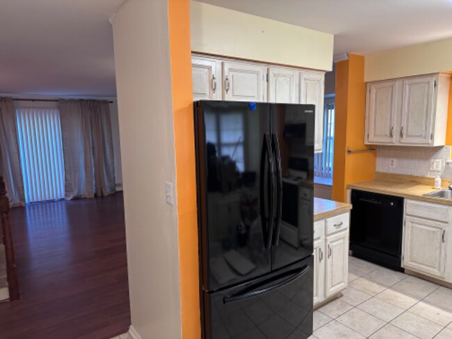 Foto del edificio - 61 Croyden Ct