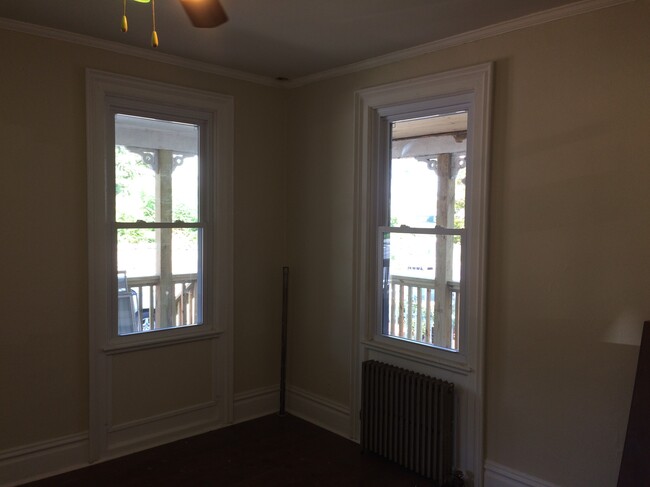 Dining room - 248 crystal ave