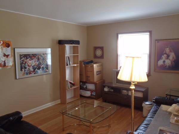 Foto del edificio - 132 N Hillside Ave