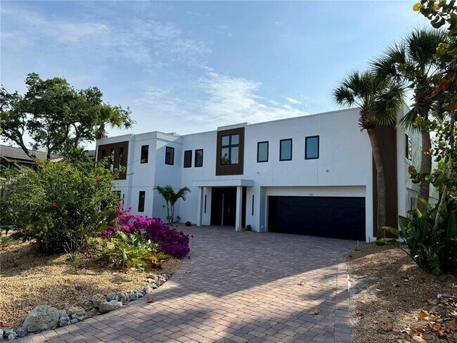 Foto del edificio - 1257 Tree Bay Ln