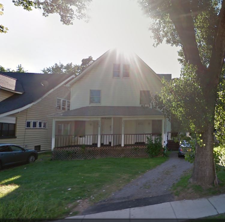Primary Photo - 2069 Lake Ave