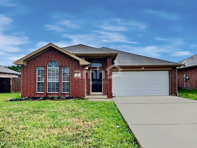 Building Photo - 1313 Gray Dawn Dr