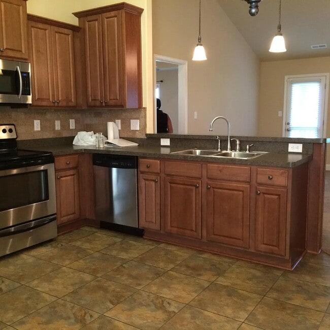 Building Photo - 108 Grantham Cir