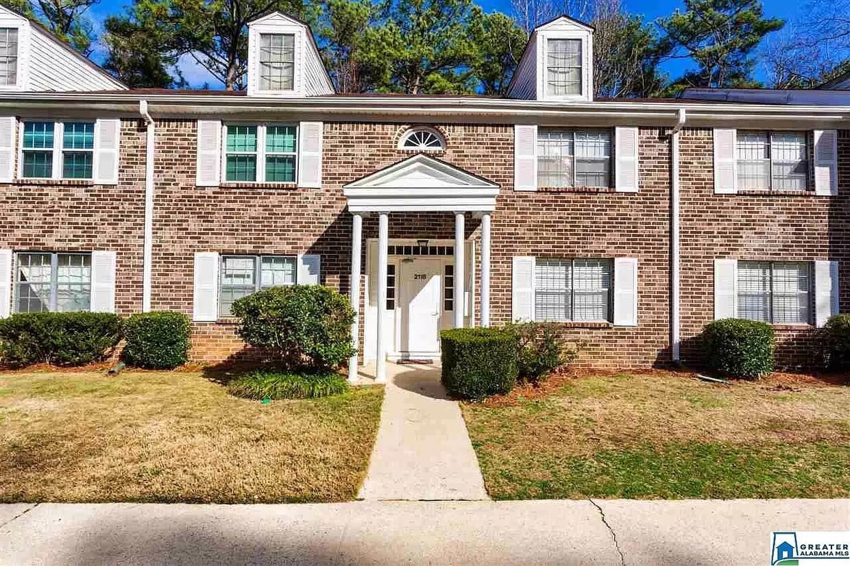 2118 Montreat Ln Unit D, Vestavia Hills, AL 35216 Condo for Rent in