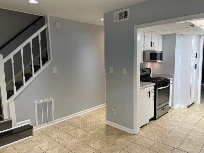 Dinning to kitchen view - 6419 Baker Ct