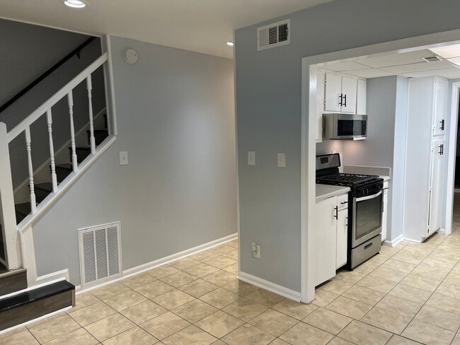 Dinning to kitchen view - 6419 Baker Ct