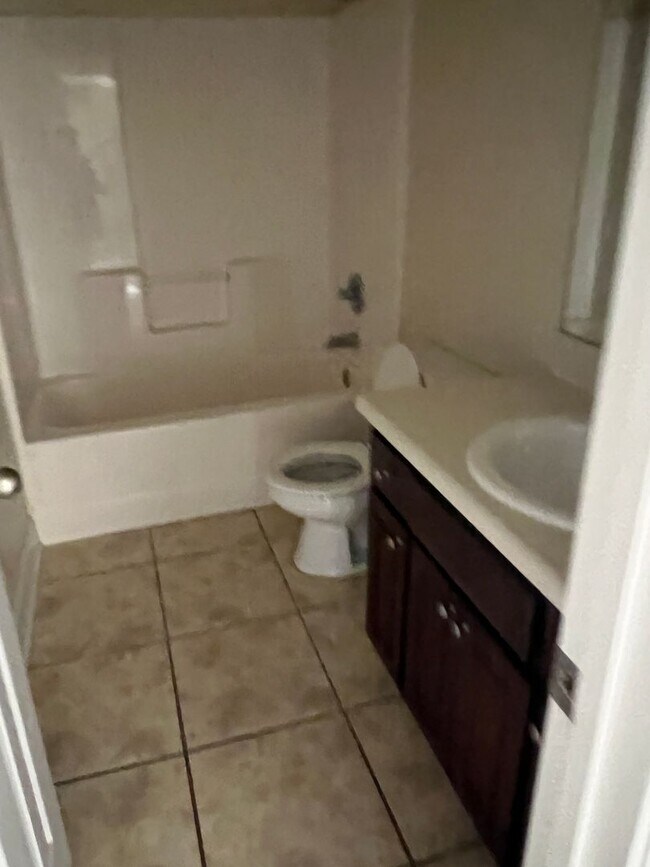 Foto del edificio - 119 Laurelwood Ct