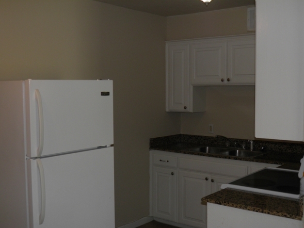 Building Photo - Premier Villas Apartments
