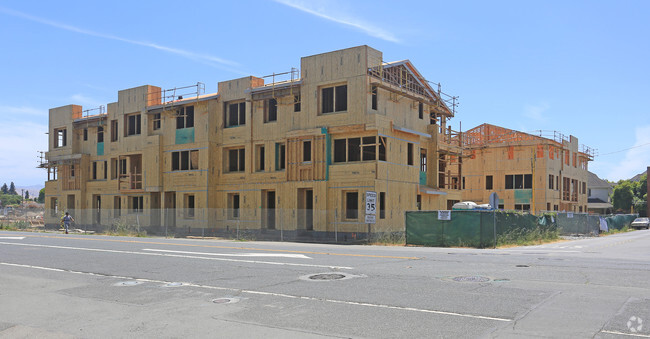 Building Photo - Centerville Station