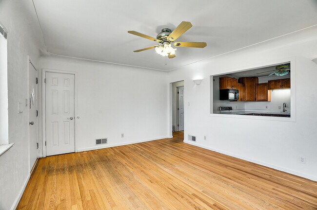 Foto del edificio - 6485 W 53rd Ave