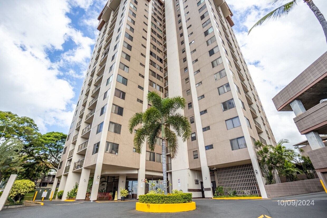 Foto principal - $2,700 / 2br - 2 BED 2 BATH CONDO