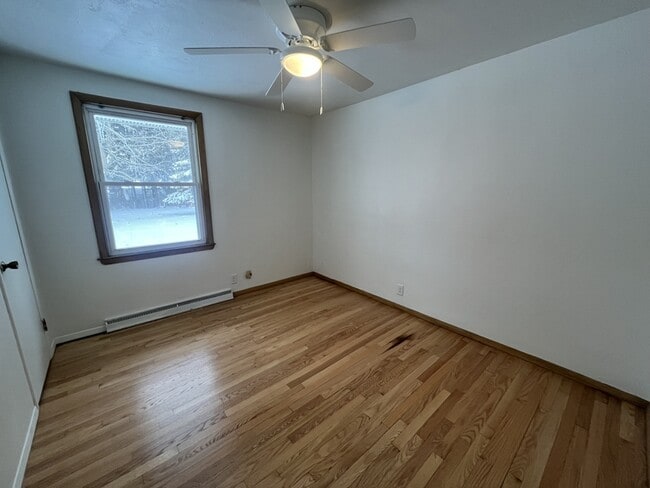 Building Photo - 1714 S 15th St