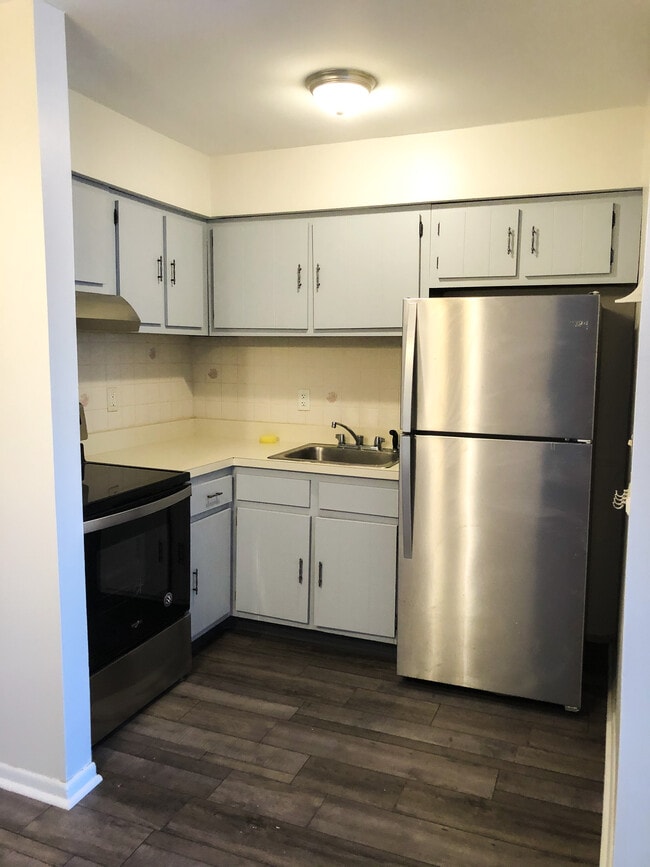 Kitchen - 1501 Ocean Ave