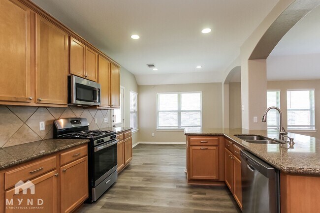Building Photo - 21915 Colter Stone Dr