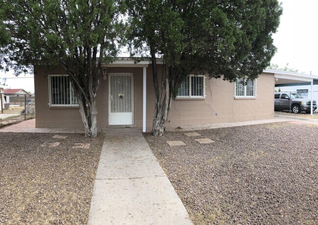 Building Photo - 8640 Mt Whitney Dr