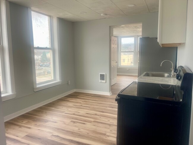 Foto del edificio - 43-45-45 N Broad St