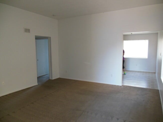 Foto del edificio - 5753 Pinon Dulce Rd NW