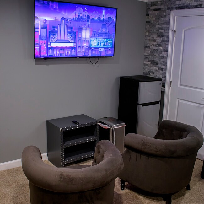 Foto del edificio - 4196 Clearview Dr