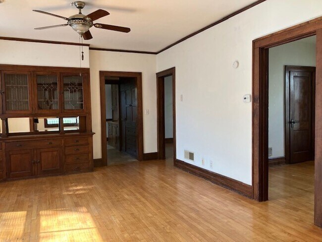 Foto del edificio - 217-219 W Chestnut St