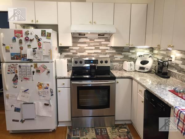 Foto principal - 3 bedroom in Brookline MA 02446