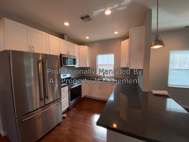 Building Photo - 3708 7th Ave