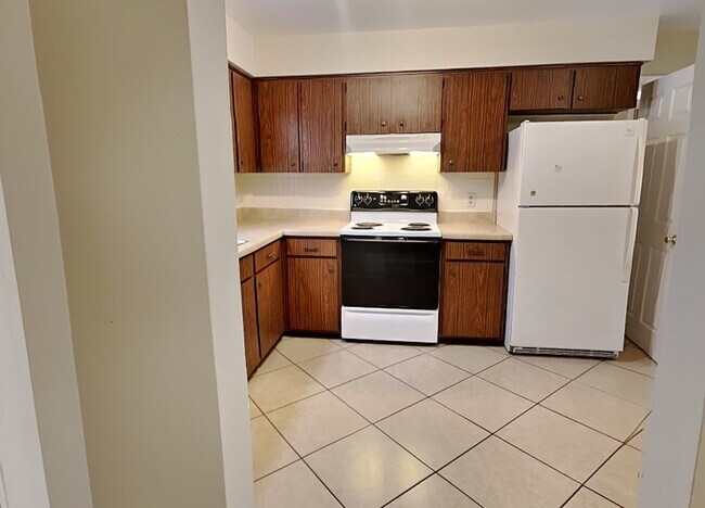 Foto del edificio - 918 Bishop Dr