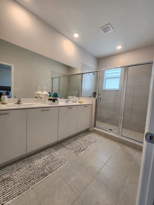 Building Photo - 3 br, 2.5 bath House - 12366 NW 23rd Ct