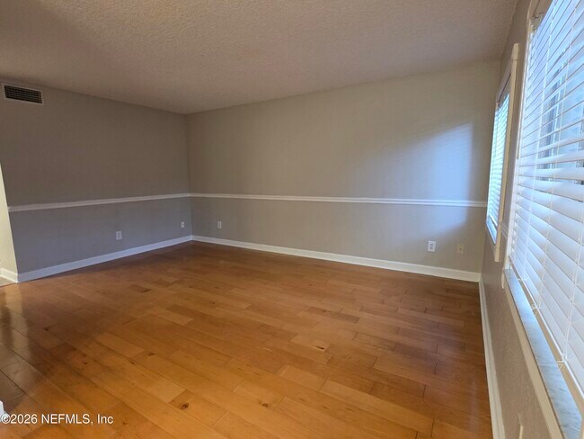 Foto del edificio - 1800 Park Ave