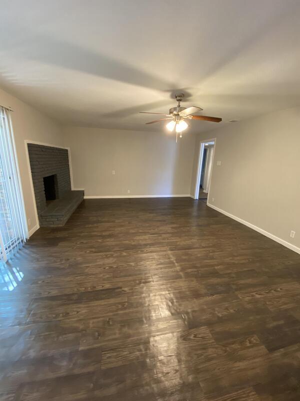 Building Photo - 6504 Putting Green Dr