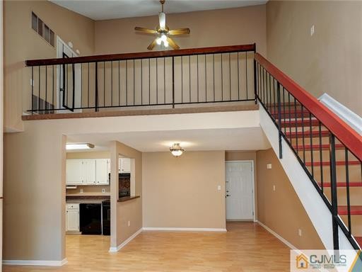 Foto del edificio - 620 Ravens Crest Dr