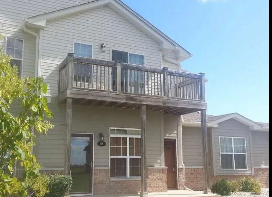 6316 43rd St Unit 82, Kenosha, WI 53144 Condo for Rent in Kenosha, WI