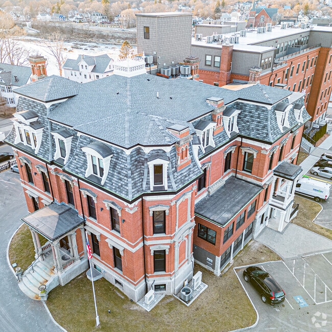 The Suites in the Ayer Mansion