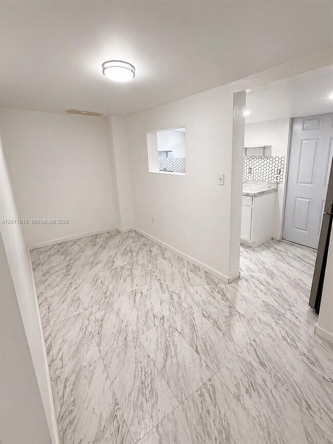 Foto del edificio - 2880 NW 169th Terrace